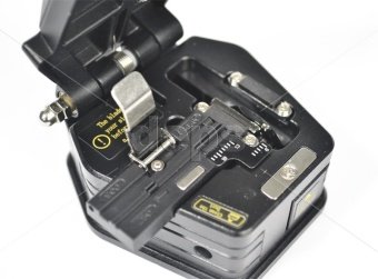 Скалыватель оптических волокон Coringer FC-31